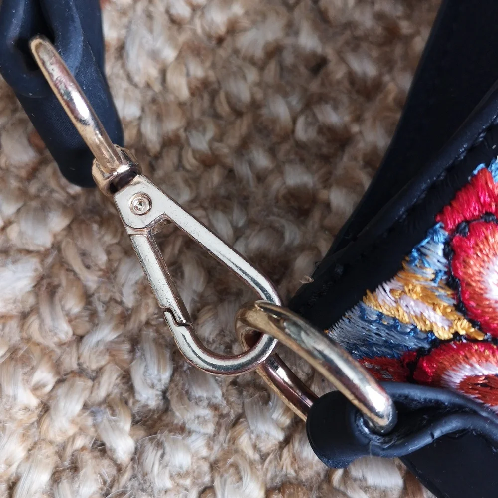 Desigual Large Crossbody (A28) - Picture 8 of 15